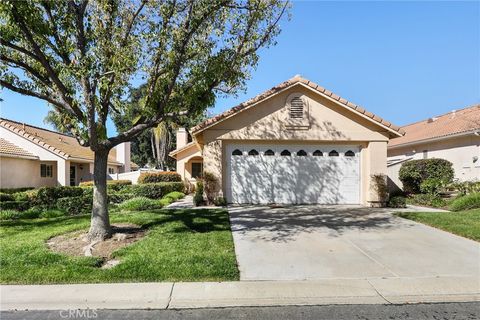 23948 Via Astuto Murrieta CA 92562