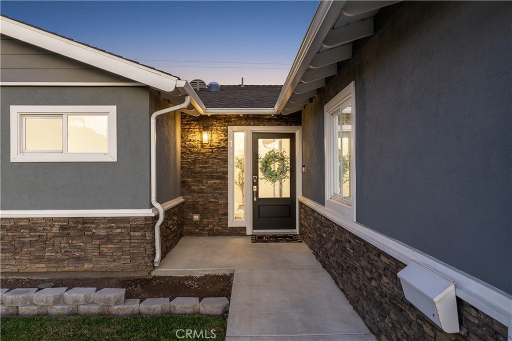 608 Thornhurst Avenue