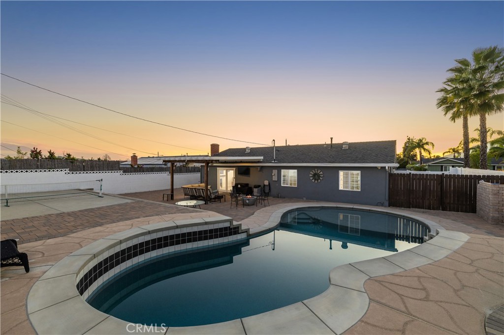 608 Thornhurst Avenue