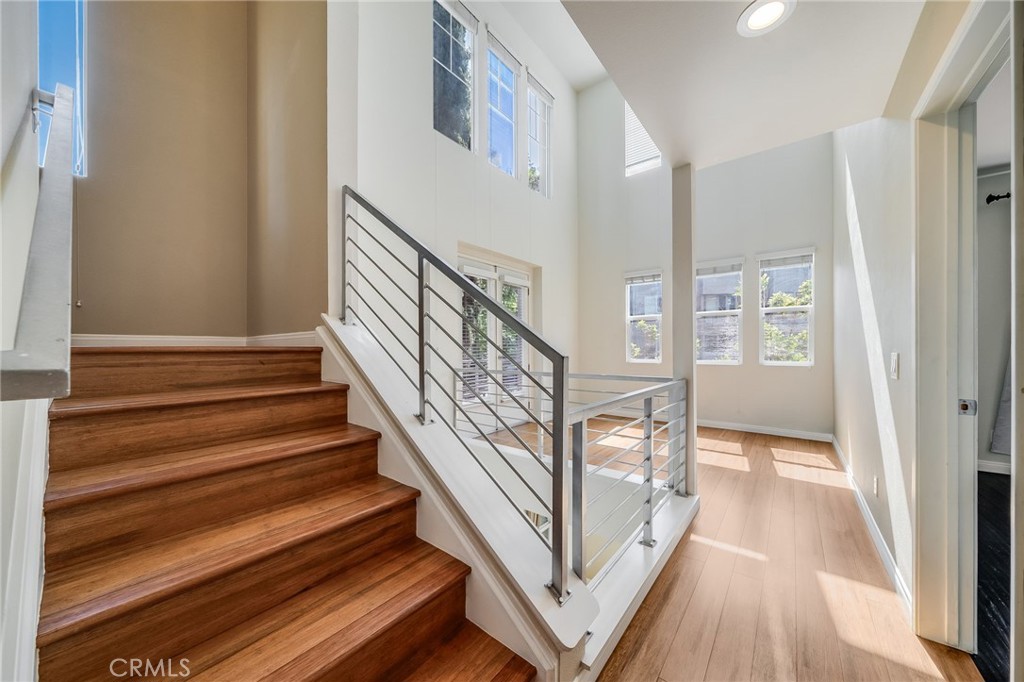 259 E Jeanette
