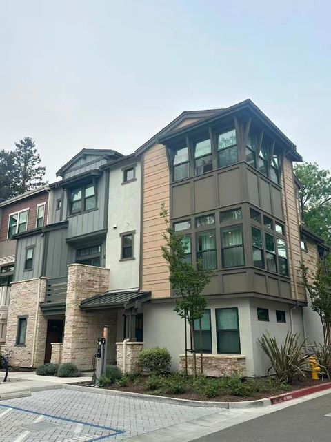 Photo of 301 Scarlett Ter, Mountain View, CA 94043 (MLS # ML82040905)