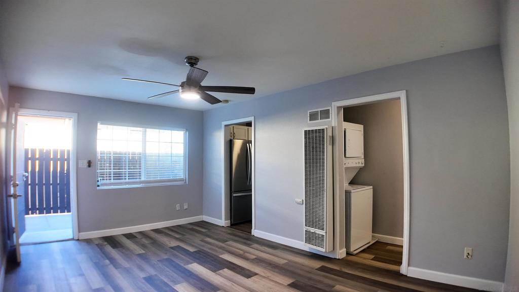 3934 Marine View Ave 3934 1/2