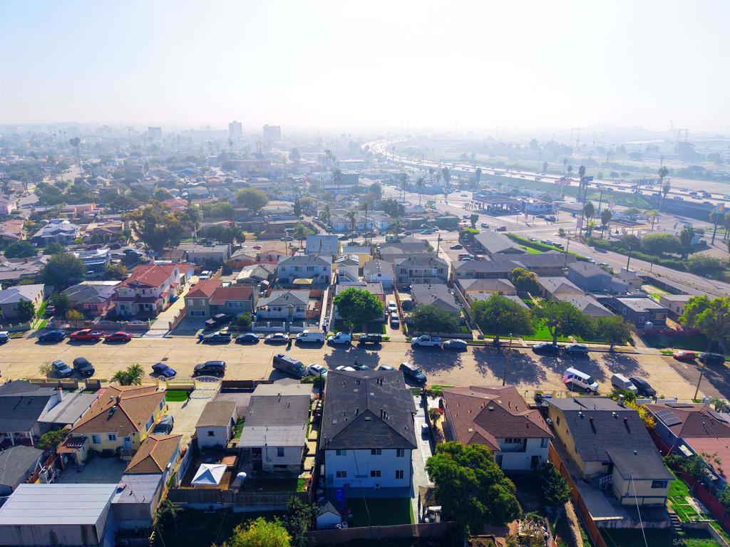 3934 Marine View Ave 3934 1/2