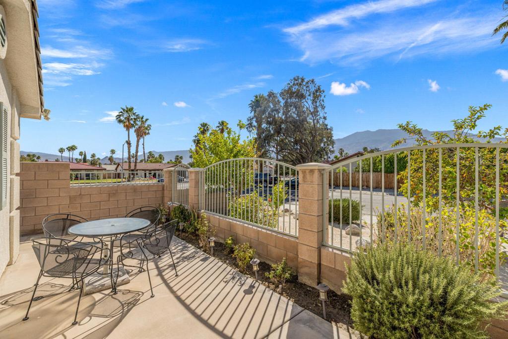 27250 Nortada Drive