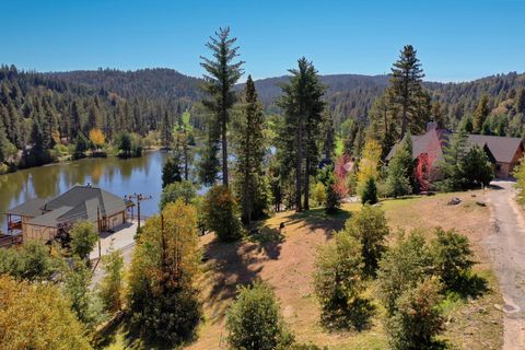 Photo of 788 Brentwood Drive, Lake Arrowhead, CA 92352 (MLS # 219145552DA)