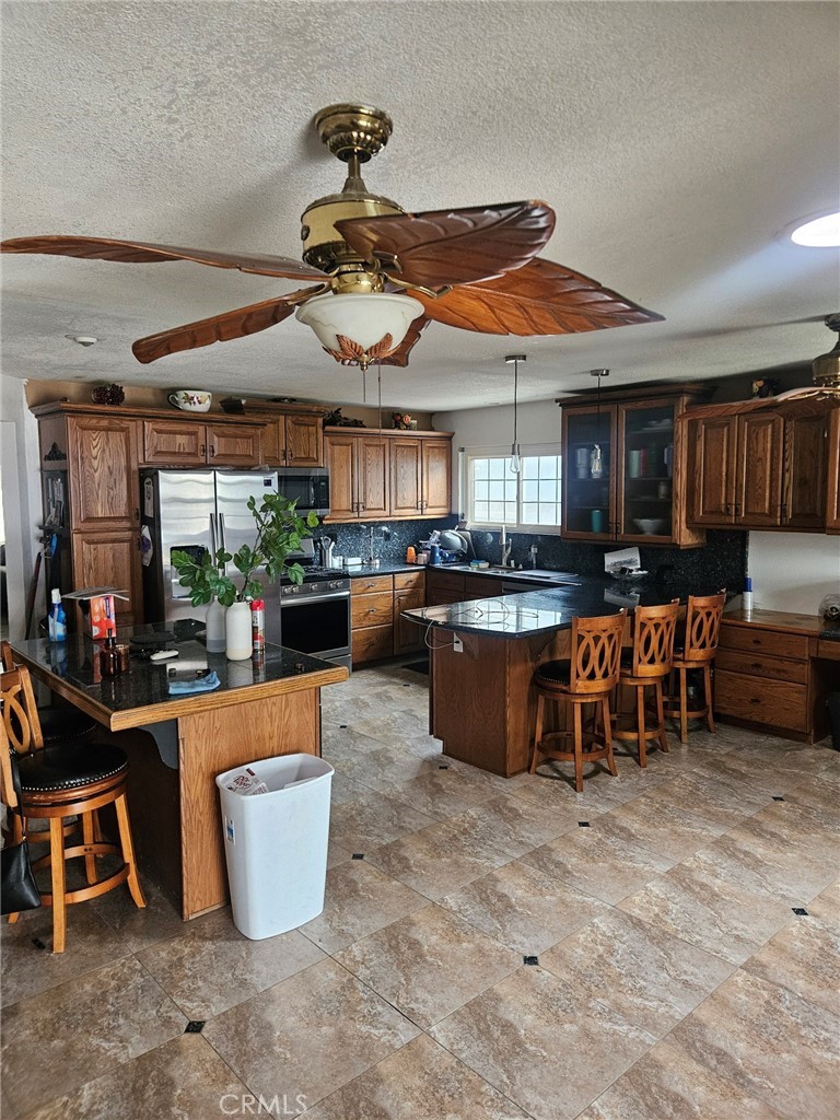 1364 El Lugar