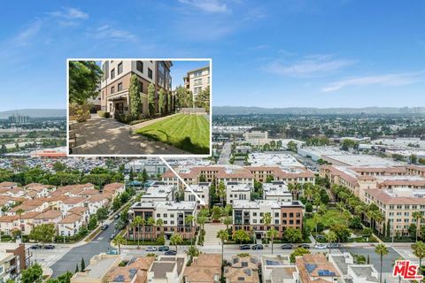 Photo of 12883 Runway Road #1, Playa Vista, CA 90094 (MLS # 26688929)