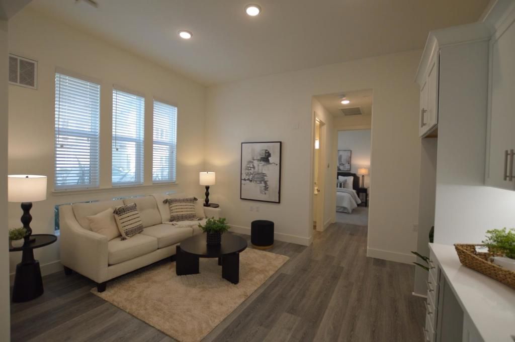 Photo of 1918 Kilowatt Way #102, Fremont, CA 94539 (MLS # ML82034085)