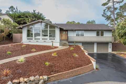 Photo of 1121 Circle Road, Pebble Beach, CA 93953 (MLS # ML82042718)