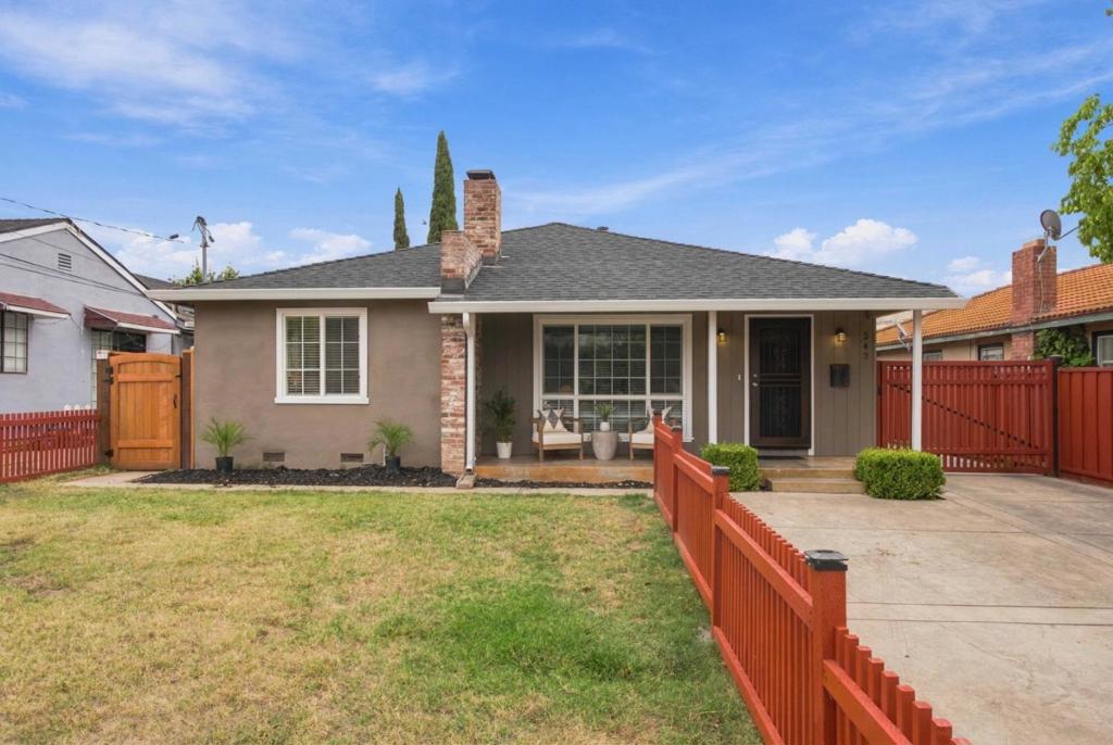 242 Laumer Avenue