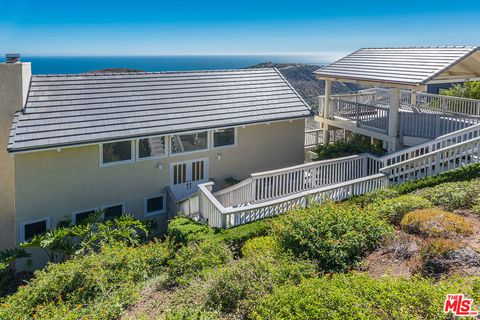 Photo of 2959 Seabreeze Drive, Malibu, CA 90265 (MLS # 25499271) Photo of 2959 Seabreeze Drive, Malibu, CA 90265 (MLS # 25499271)