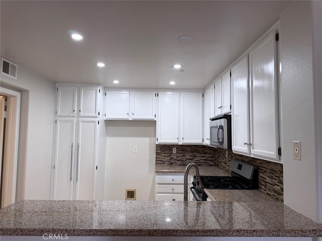 Arcada (ARCA) - Residential Lease