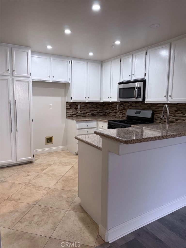 Arcada (ARCA) - Residential Lease