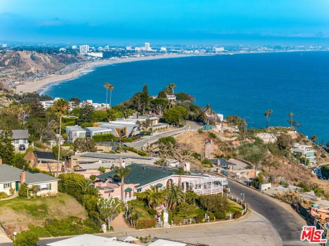 Photo of 206 Bellino Drive, Los Angeles, CA 90272 (MLS # 26857235)