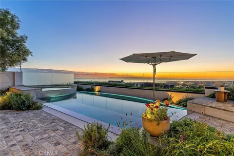 17 Muir Beach Cir, Newport Beach, CA 92625 - MLS#: OC26034024