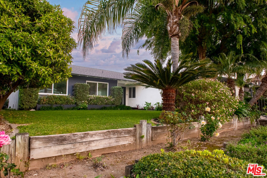 1314 Ameluxen Avenue