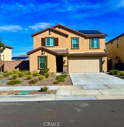 Photo of 28316 Golden Spring Dr, Nuevo, CA 92567 (MLS # DW26047082)