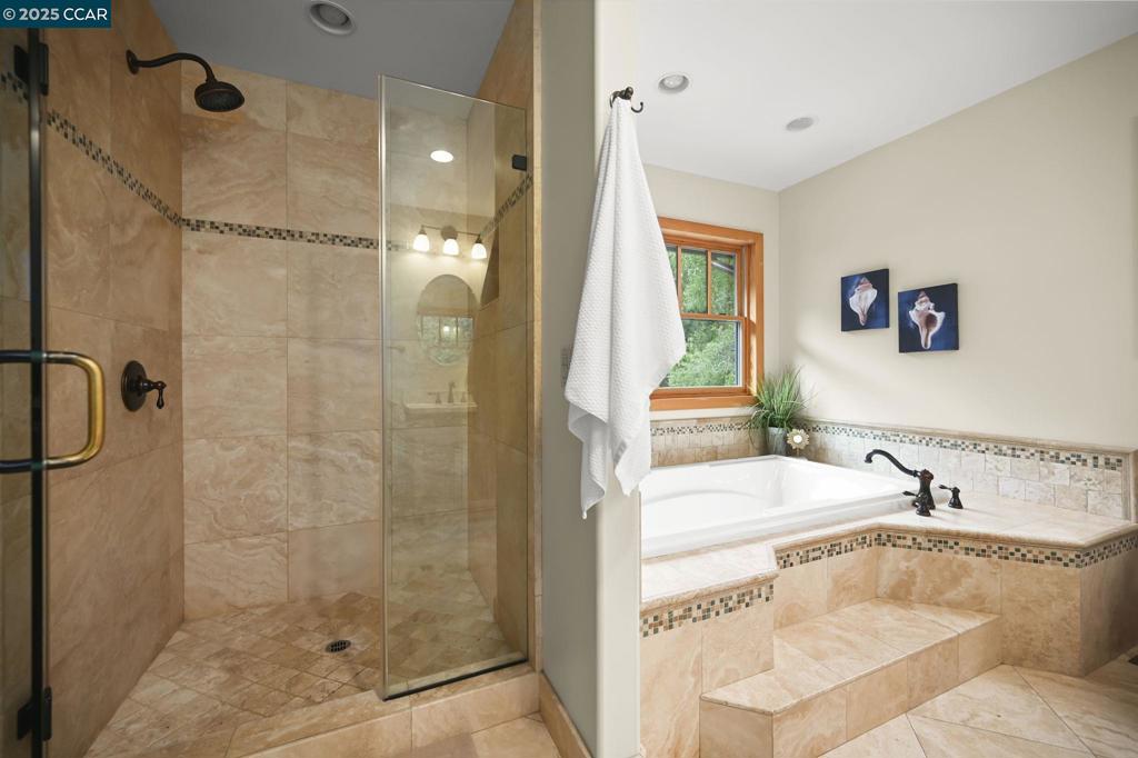 TICE VALLEY - Residential