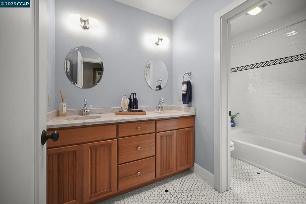 TICE VALLEY - Residential