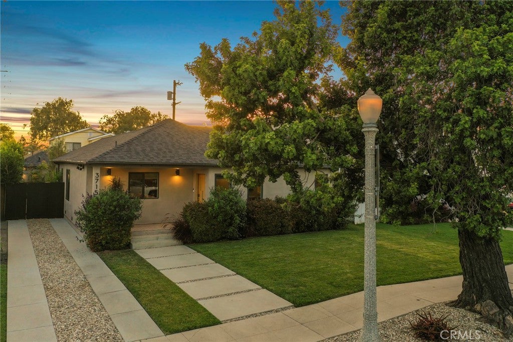 3715 Hillcrest Drive