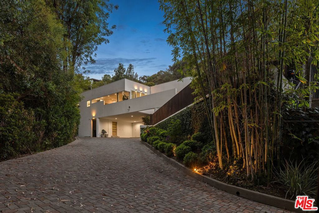 2557 Greenvalley Road