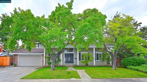 Photo of 867 Litwin Dr Dr, Concord, CA 94518 (MLS # 41132177)