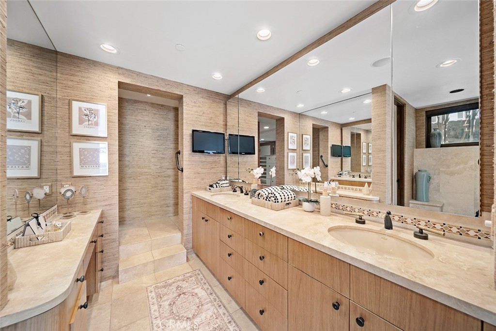 Emerald Bay (EB) - Residential