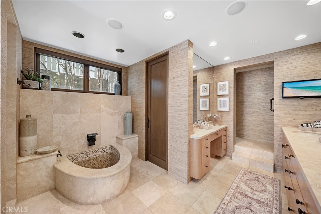 Emerald Bay (EB) - Residential