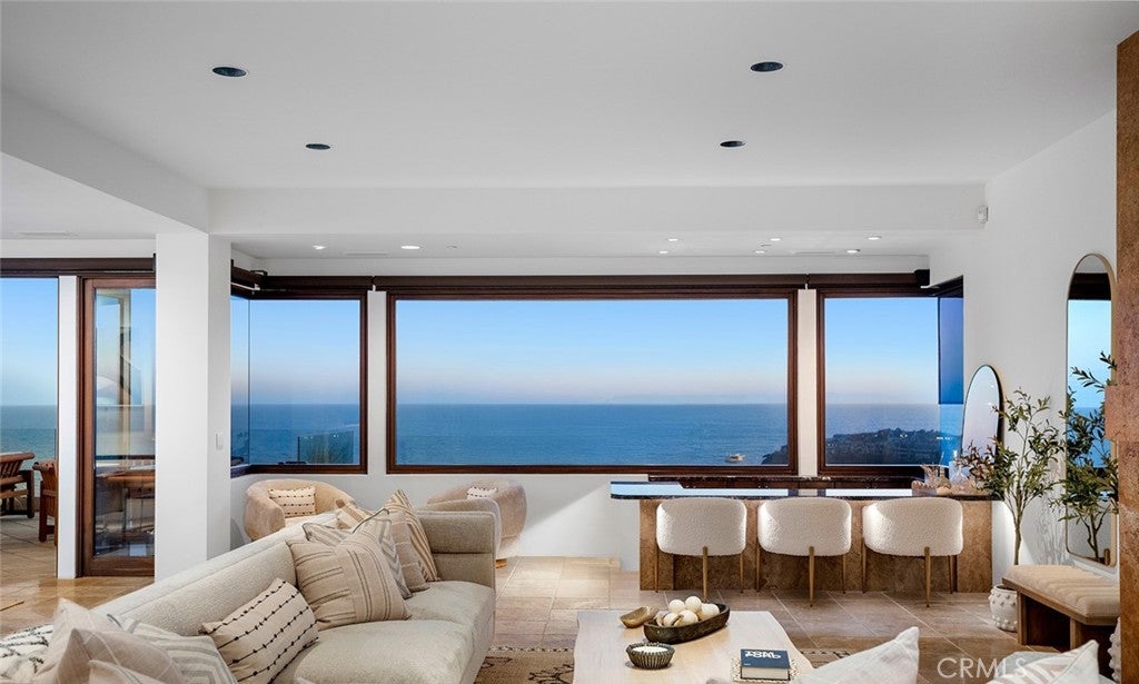 523 Emerald Bay