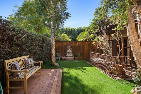 Tiny photo for 358 Villaggio E, Palm Springs, CA 92262 (MLS # 219141811PS)