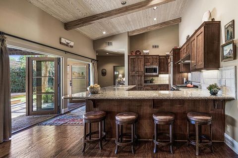 Tiny photo for 358 Villaggio E, Palm Springs, CA 92262 (MLS # 219141811PS)