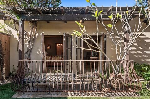 Tiny photo for 358 Villaggio E, Palm Springs, CA 92262 (MLS # 219141811PS)