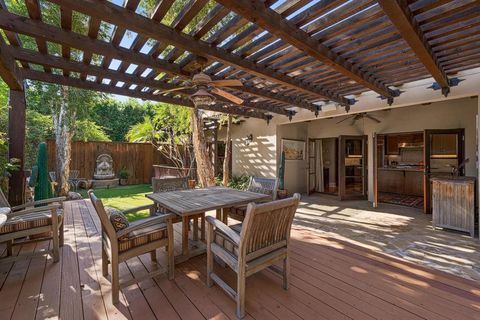 Tiny photo for 358 Villaggio E, Palm Springs, CA 92262 (MLS # 219141811PS)