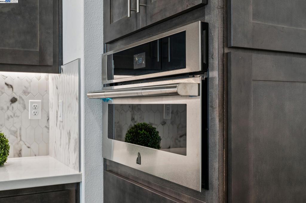 SOUTHERN FREMONT - Residential