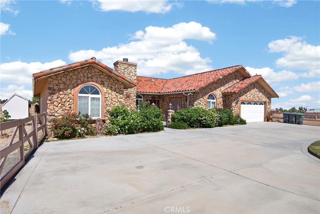 Photo 1 of 55 — 11380 Rochester, Phelan, CA 92371