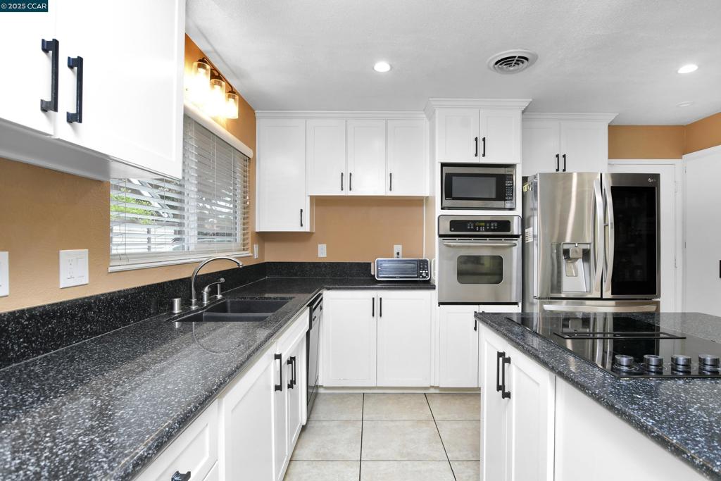 CENTRAL TRACY - Residential
