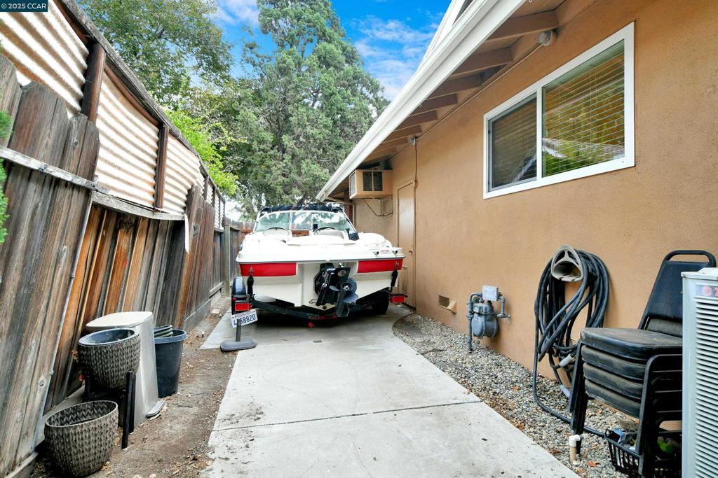 CENTRAL TRACY - Residential