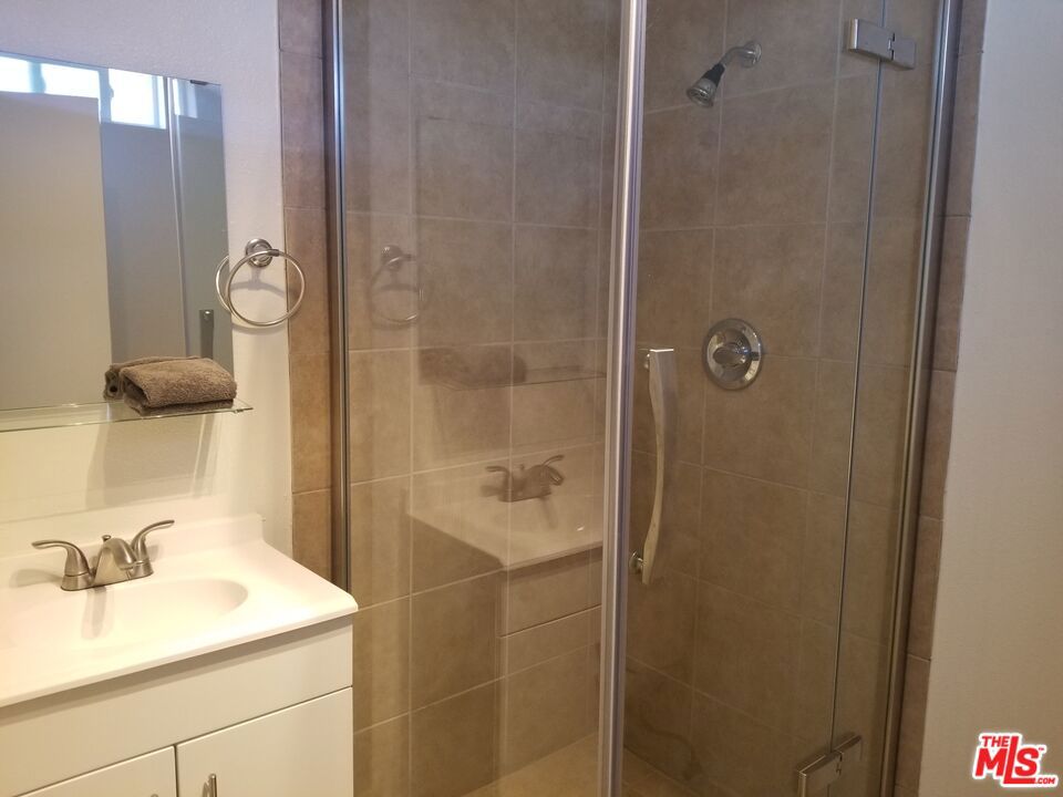 1716 W 45th Street