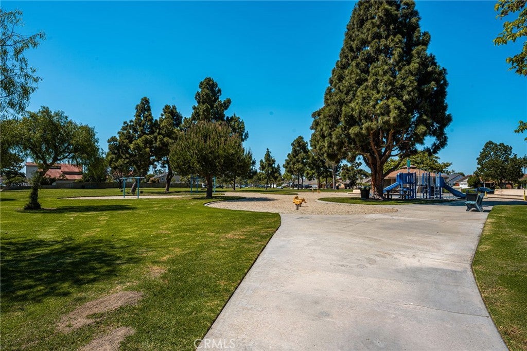10352 La Despensa Avenue, Fountain Valley CA 92708 - Photo 43