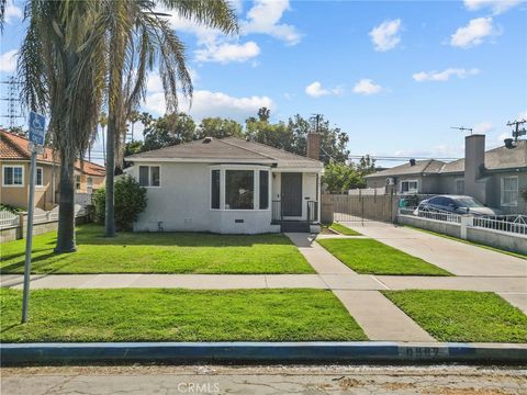 6962 Gale Long Beach CA 90805