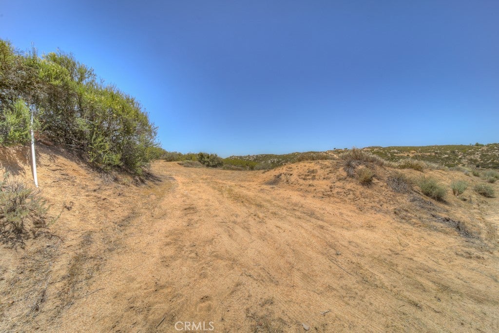48805 Leaning Rock Court