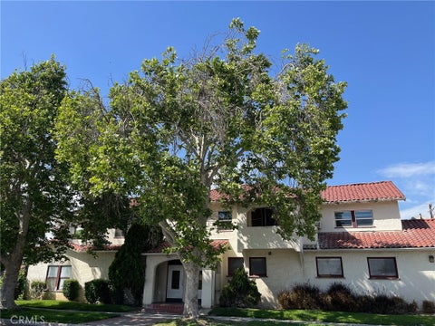Photo of 404 N 7th Street #F, Colton, CA 92324 (MLS # SW26202105)