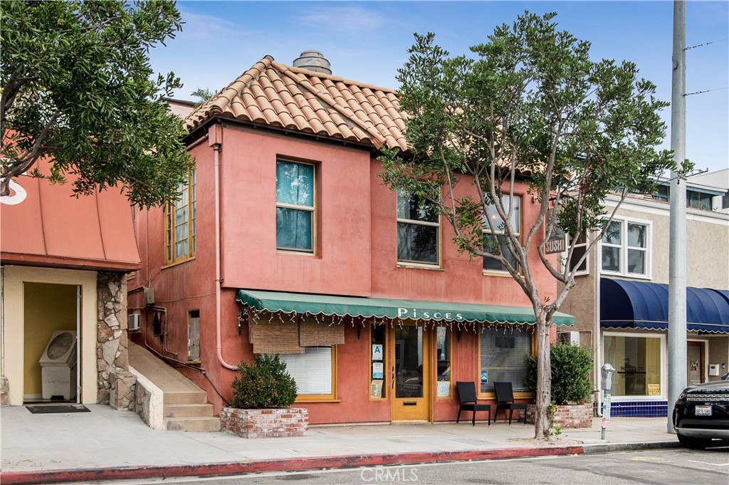 3216 Highland Avenue