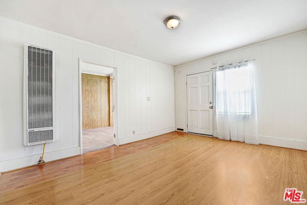 1145 W 89th Street, Los Angeles CA 90044