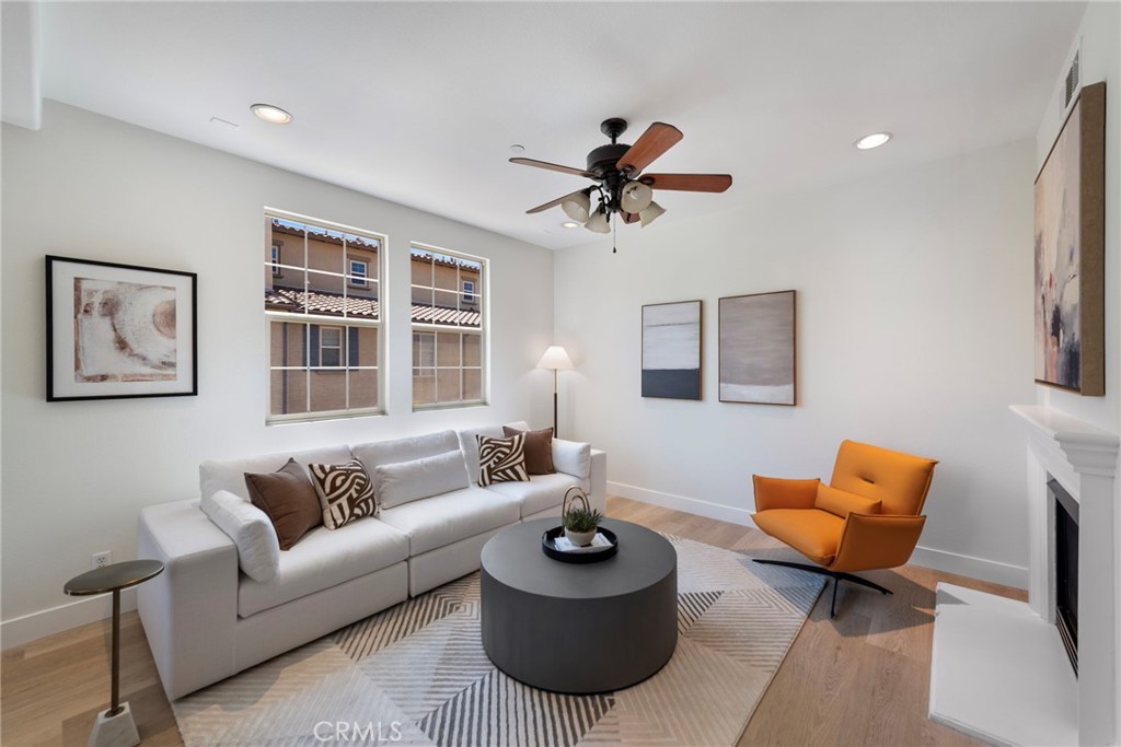 San Carlos (SANC) - Residential