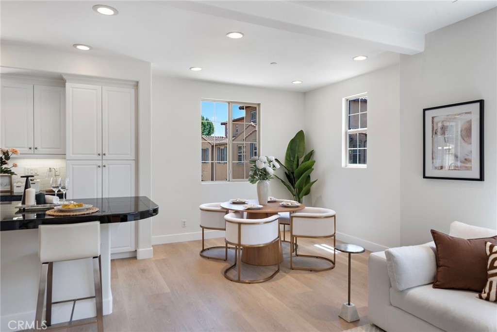 San Carlos (SANC) - Residential