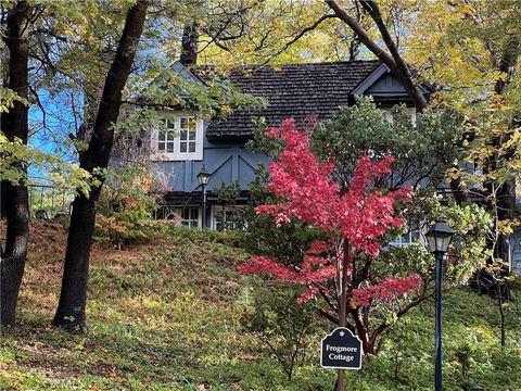 Photo of 28972 North Shore Road Rd, Lake Arrowhead, CA 92352 (MLS # IG25261092)