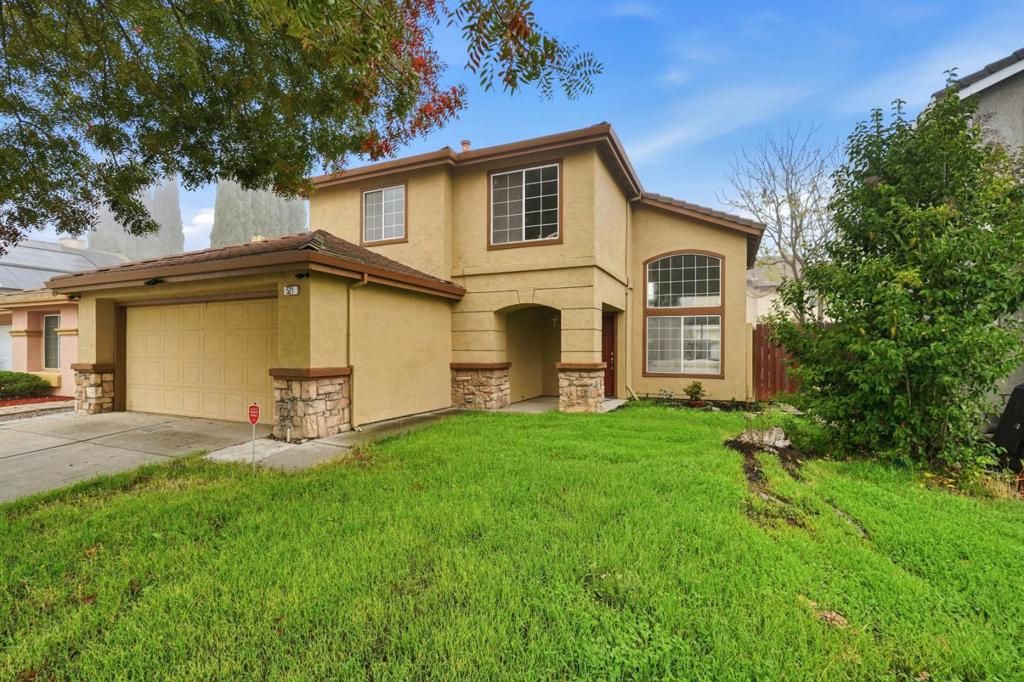 Photo of 521 SW LEAMON Street, Tracy, CA 95376 (MLS # ML82028185)