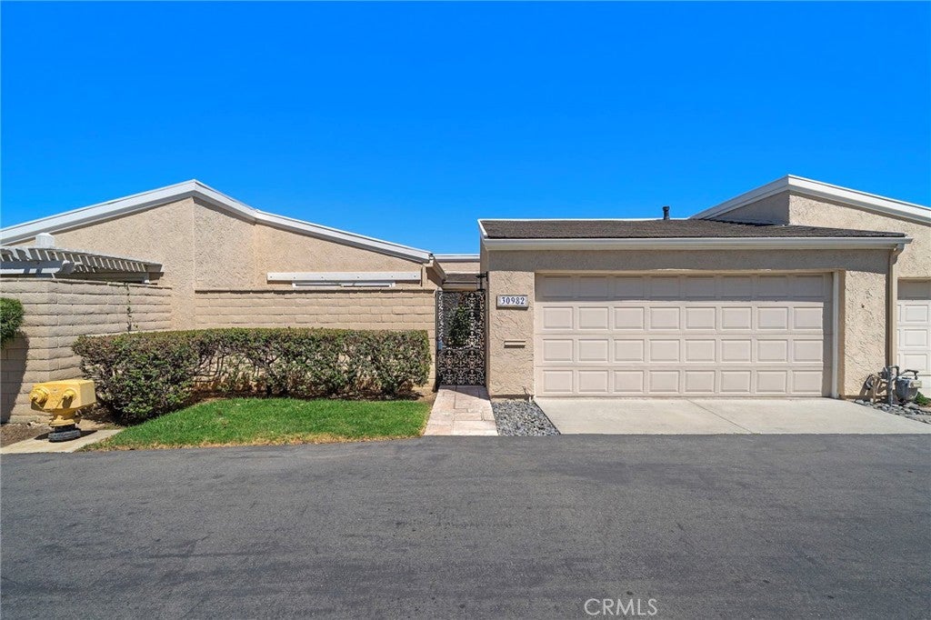 30982 Lucia Lane