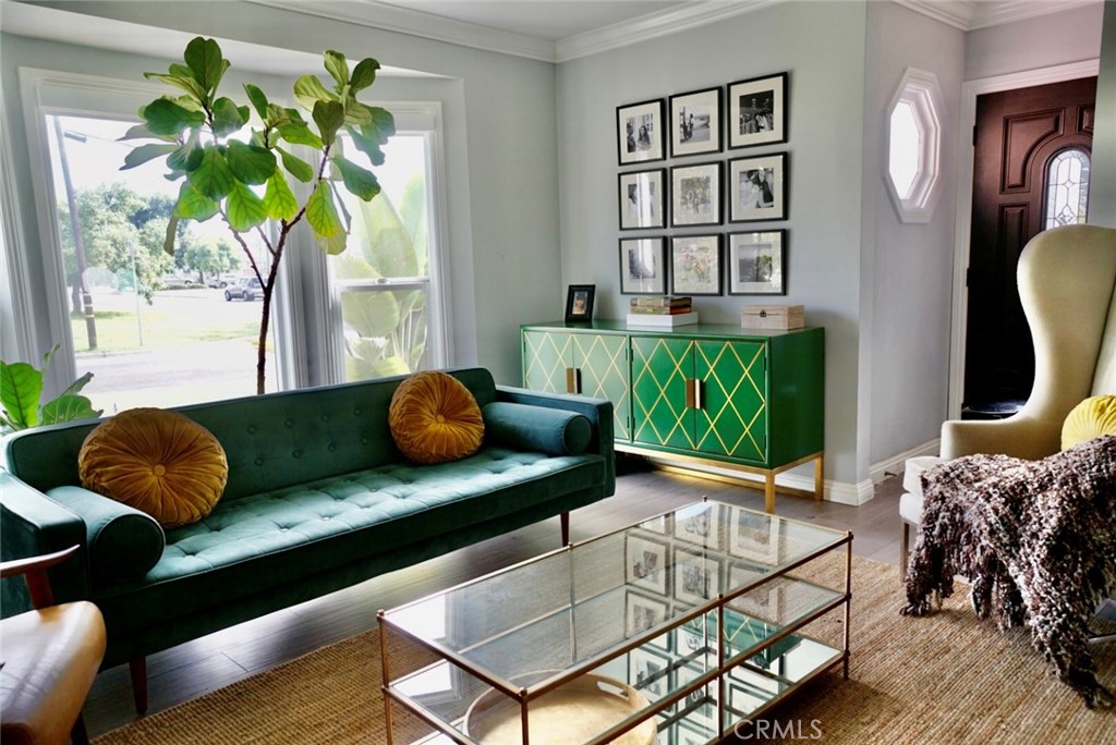 1131 E Larkwood